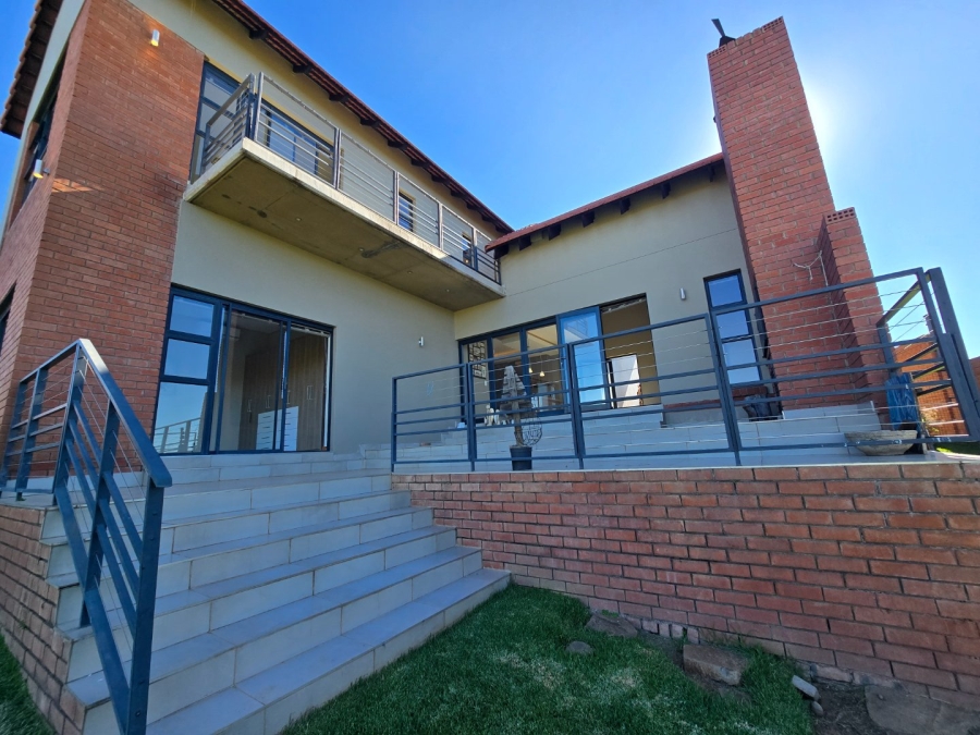 3 Bedroom Property for Sale in Wild Olive Estate Free State